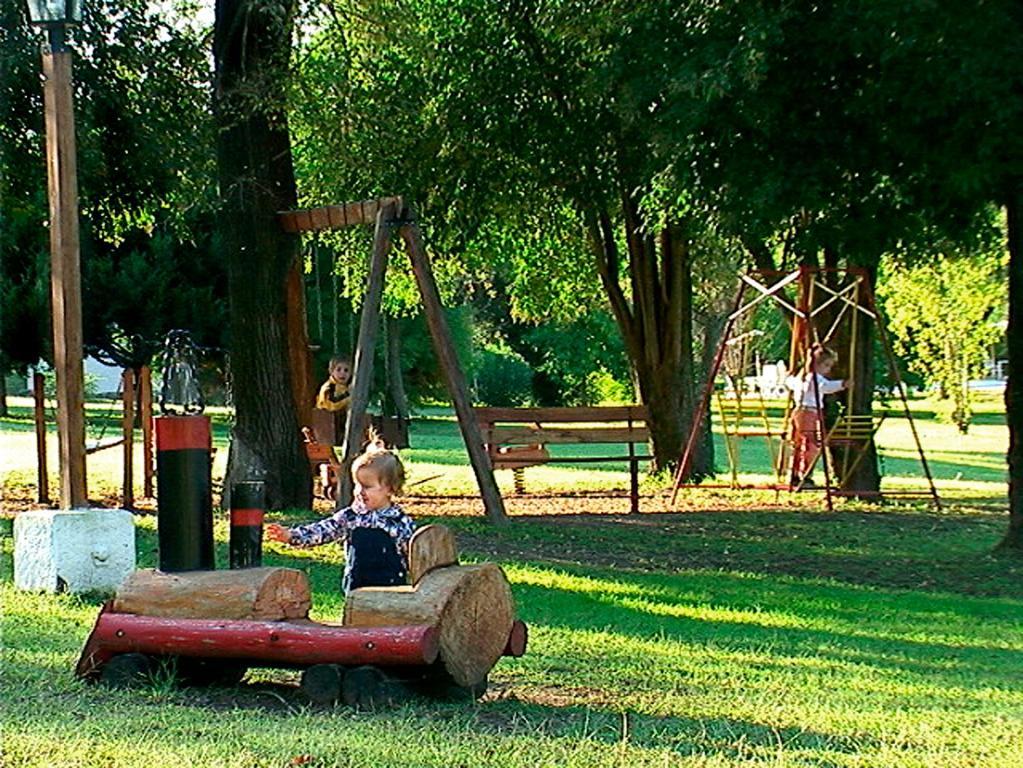 Cabanas Am Bach Villa General Belgrano Luaran gambar